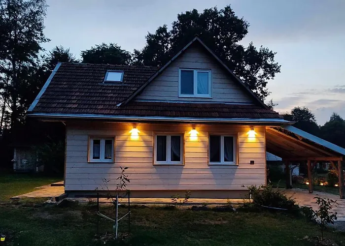 Pizuny Dom Pod Debem Z Balia Na Wylacznosc